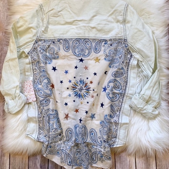 Free People Oversized Bandana Bandit Button Down - Picture 2 of 6